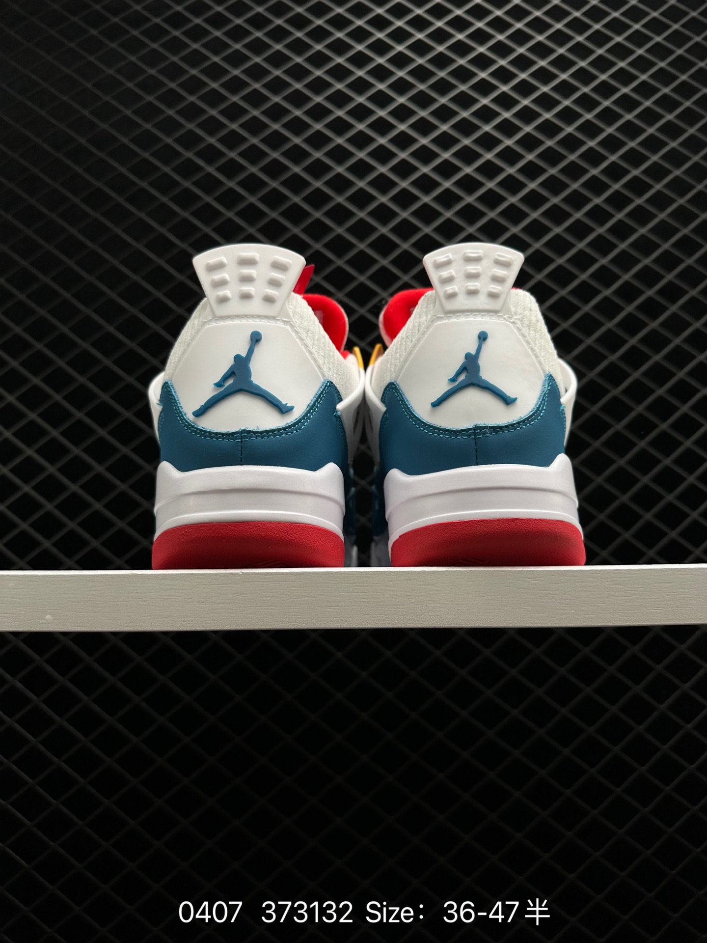 Air Jordan 4 Retro 